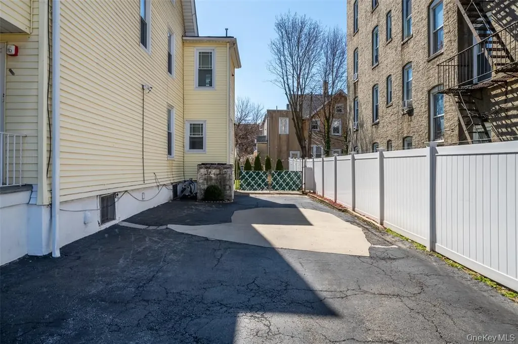 92 Washington Avenue New Rochelle NY 10801