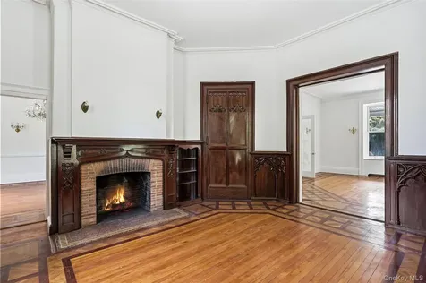 139 Scarborough Road Briarcliff Manor NY 10510