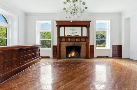 139 Scarborough Road Briarcliff Manor NY 10510