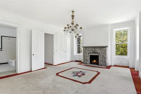 139 Scarborough Road Briarcliff Manor NY 10510