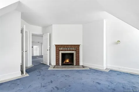 139 Scarborough Road Briarcliff Manor NY 10510