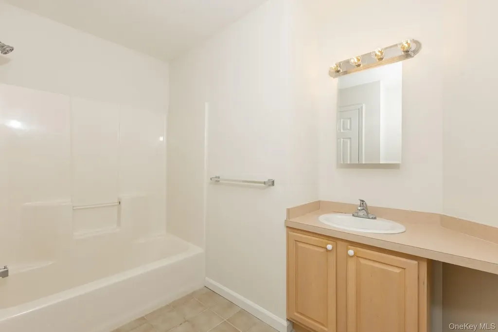 314 Flurry Lane West Babylon NY 11704
