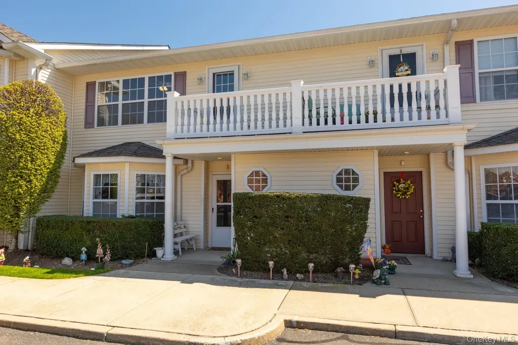 314 Flurry Lane West Babylon NY 11704