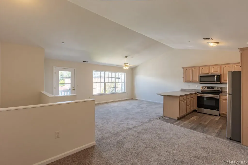 314 Flurry Lane West Babylon NY 11704