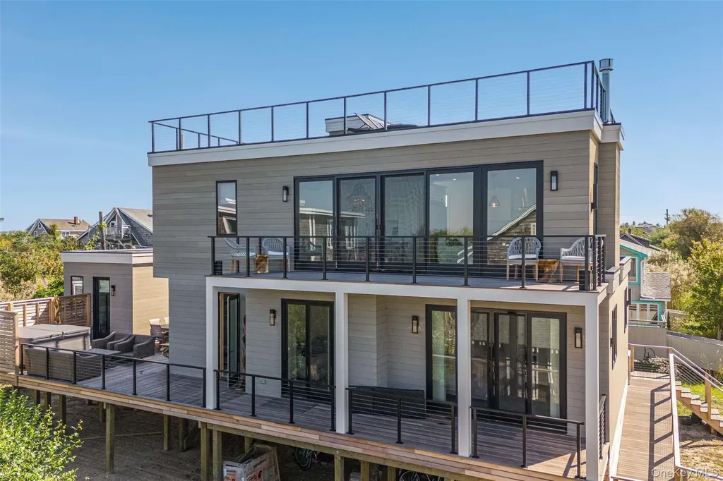 4 Atlantic Avenue Seaview NY 11770