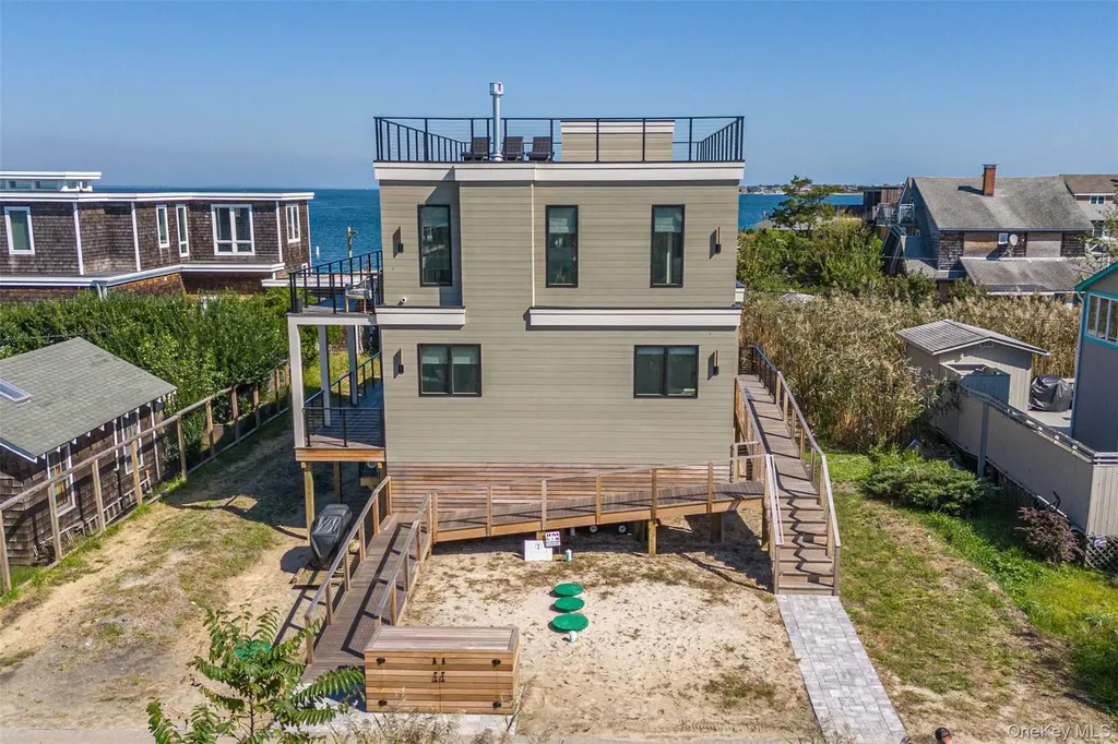 4 Atlantic Avenue Seaview NY 11770