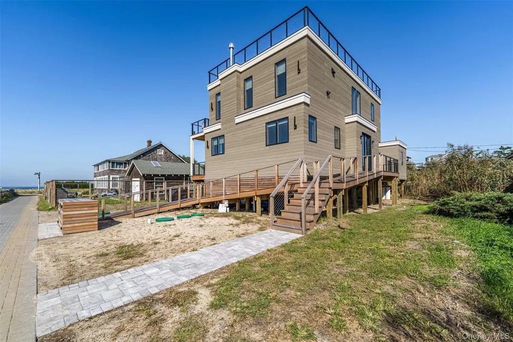 4 Atlantic Avenue Seaview NY 11770