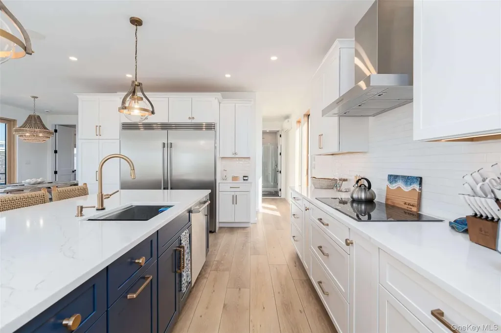 4 Atlantic Avenue Seaview NY 11770