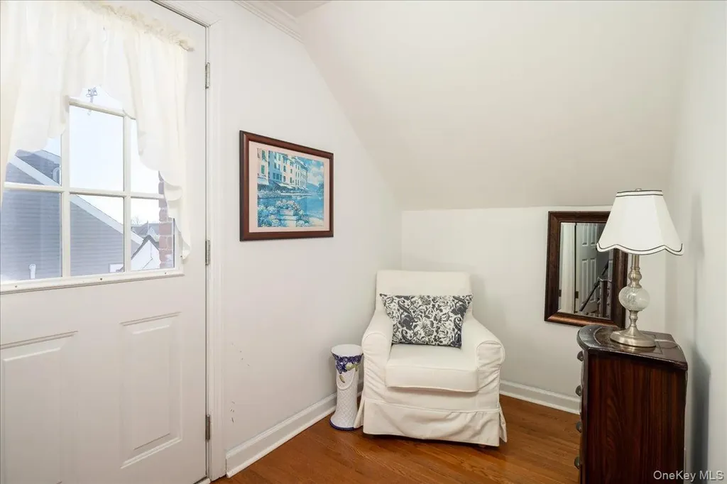 34 Jackson Place Massapequa NY 11758