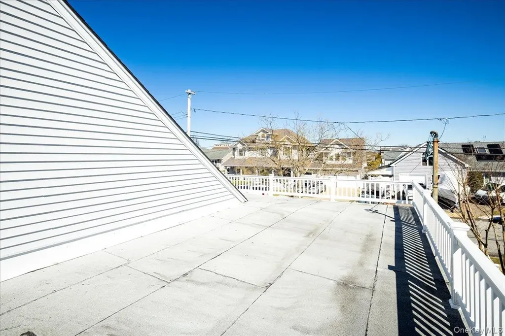 34 Jackson Place Massapequa NY 11758