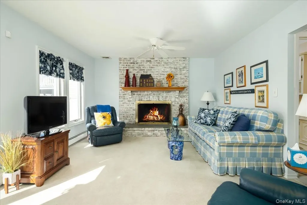 34 Jackson Place Massapequa NY 11758