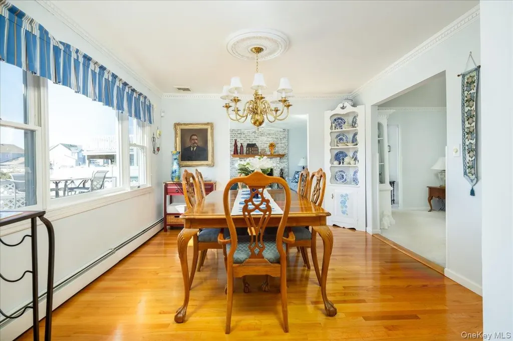 34 Jackson Place Massapequa NY 11758