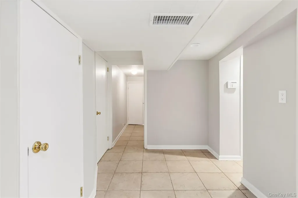 2615 Clearview Expressway Bayside NY 11360