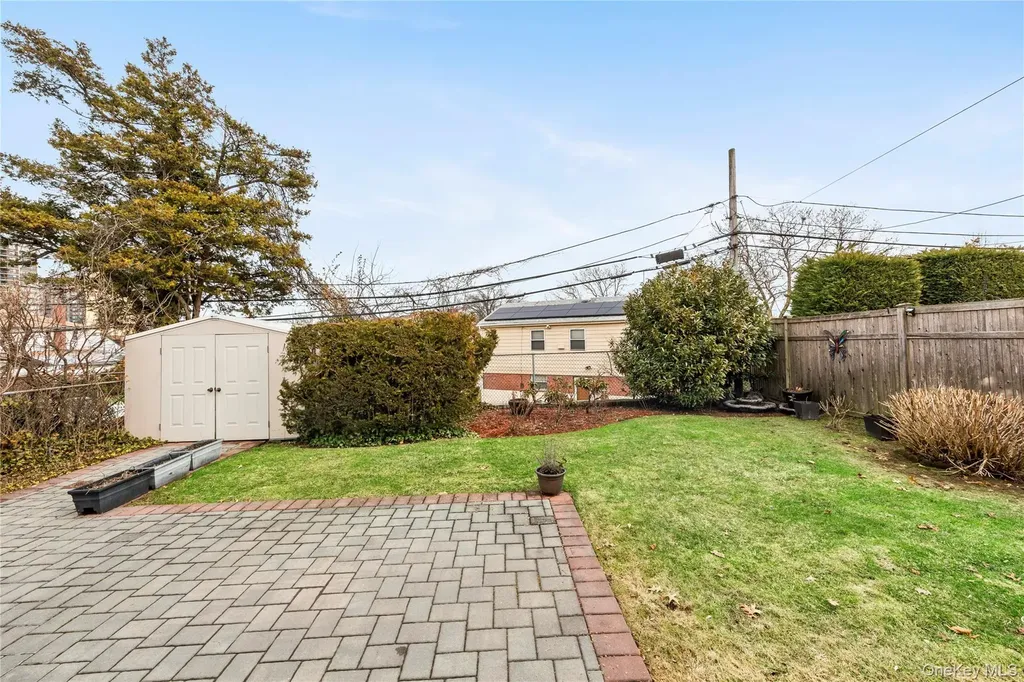 2615 Clearview Expressway Bayside NY 11360