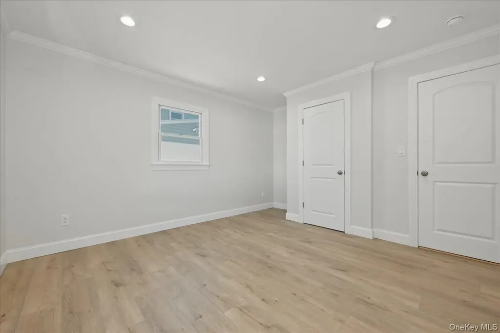 38 Bobolink Lane Levittown NY 11756