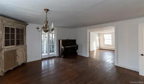 118 Washington Spring Road Palisades NY 10964