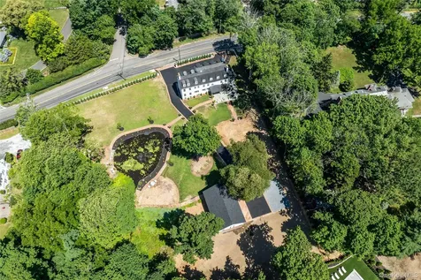 77 Cove Road Oyster Bay NY 11771