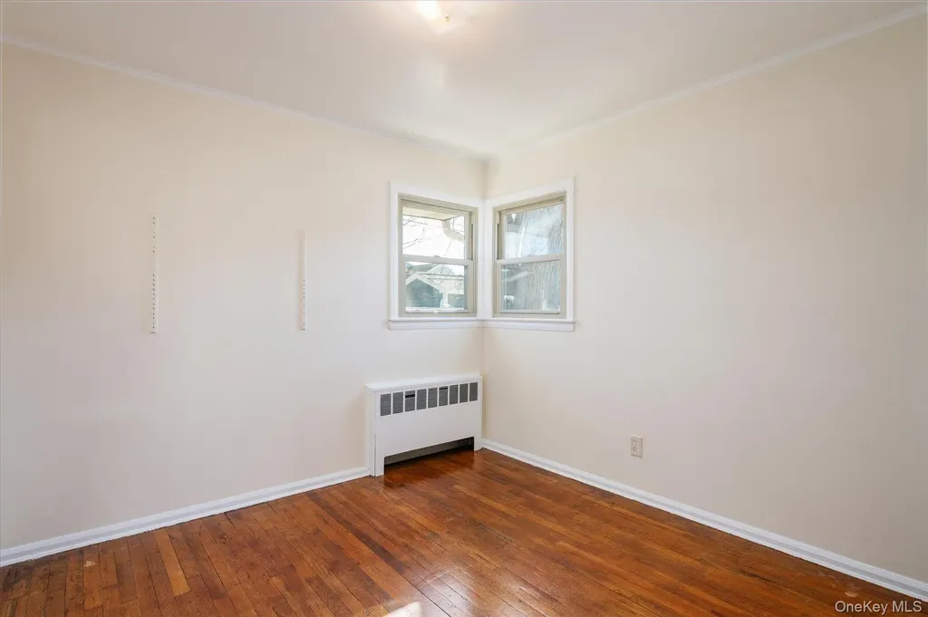 16 Seneca Drive Massapequa NY 11758