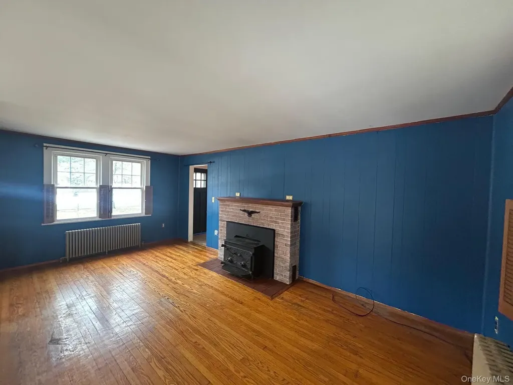 6 Erin Court Cornwall NY 12518