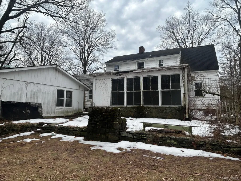 6 Erin Court Cornwall NY 12518