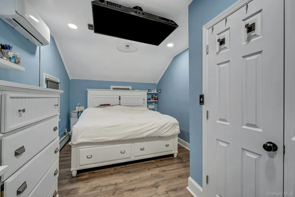 32 Glendale Avenue Armonk NY 10504