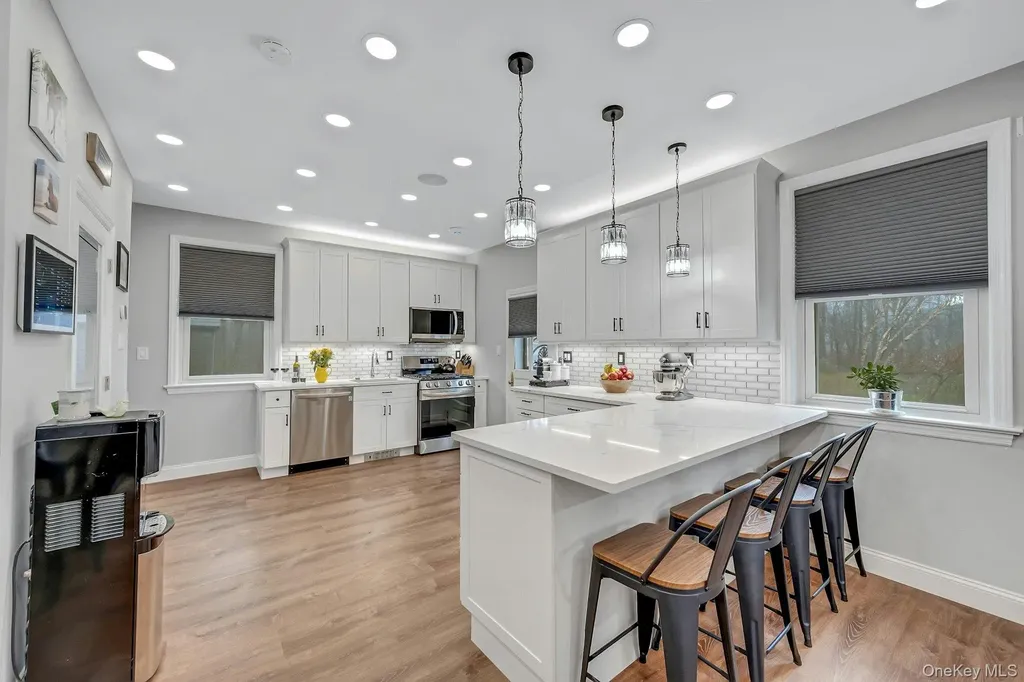32 Glendale Avenue Armonk NY 10504