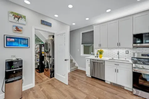 32 Glendale Avenue Armonk NY 10504