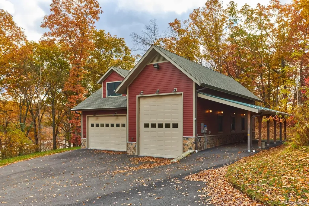203 Silver Lake Road Rhinebeck NY 12572