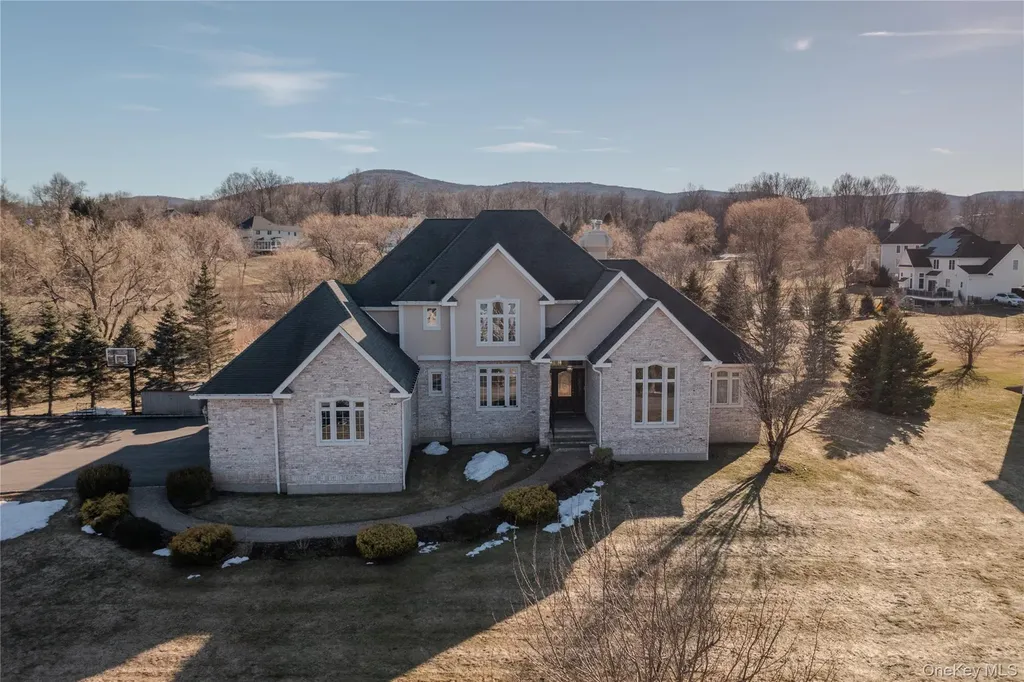 56 Autumn Chase Drive Hopewell Junction NY 12533