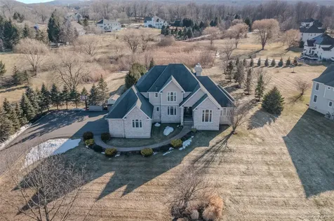 56 Autumn Chase Drive Hopewell Junction NY 12533