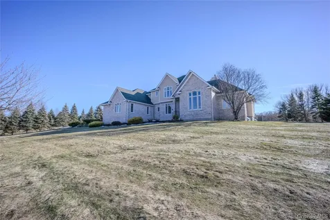 56 Autumn Chase Drive Hopewell Junction NY 12533