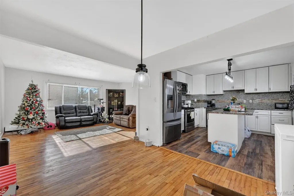 129 Vails Gate Heights Drive New Windsor NY 12553