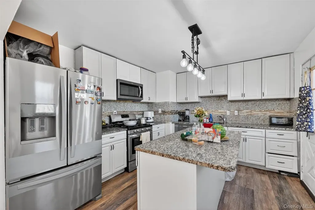 129 Vails Gate Heights Drive New Windsor NY 12553