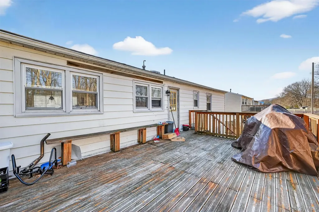 129 Vails Gate Heights Drive New Windsor NY 12553