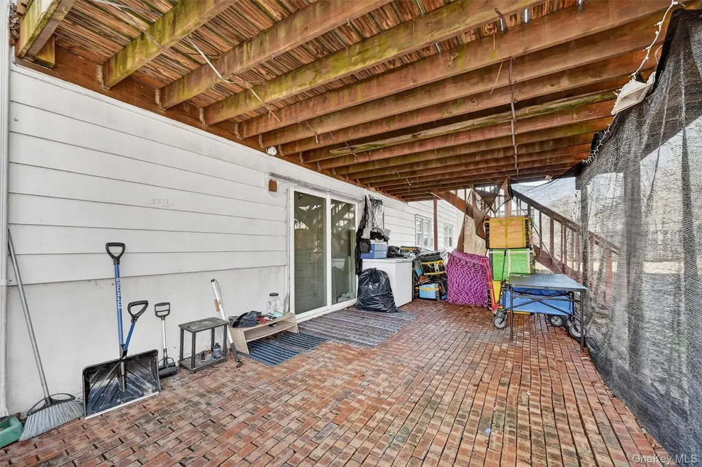 129 Vails Gate Heights Drive New Windsor NY 12553