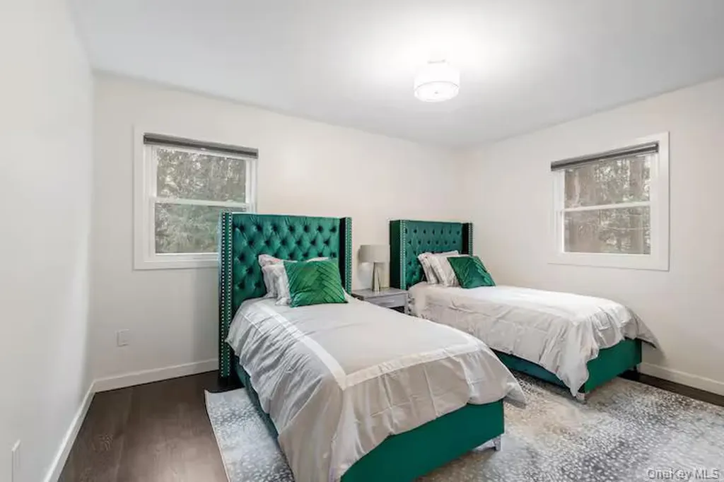 9 E Stemmer Lane Suffern NY 10901