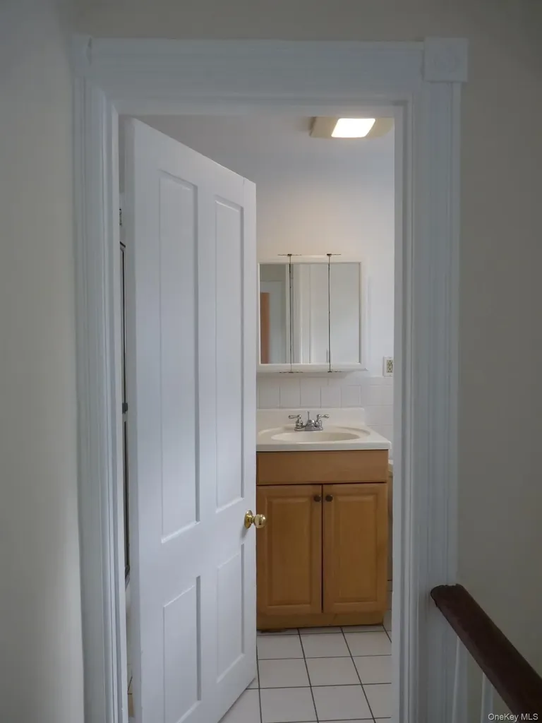48 White Avenue Nyack NY 10960