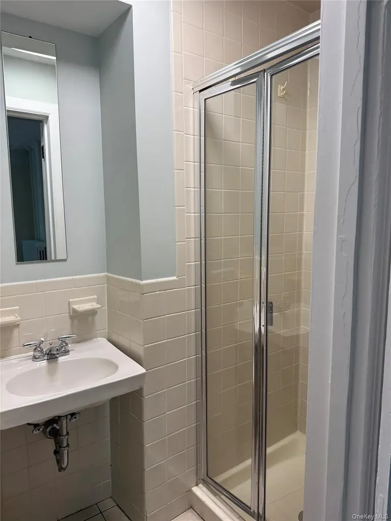 48 White Avenue Nyack NY 10960