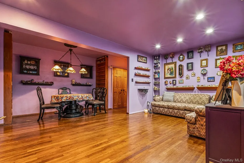 141-10 28 Avenue Flushing NY 11354