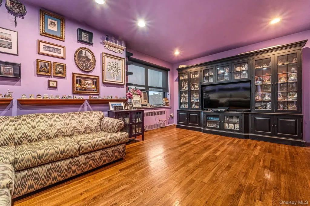 141-10 28 Avenue Flushing NY 11354