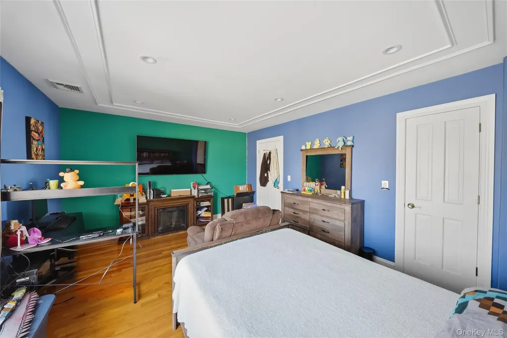 141-16 11th Avenue Malba NY 11357