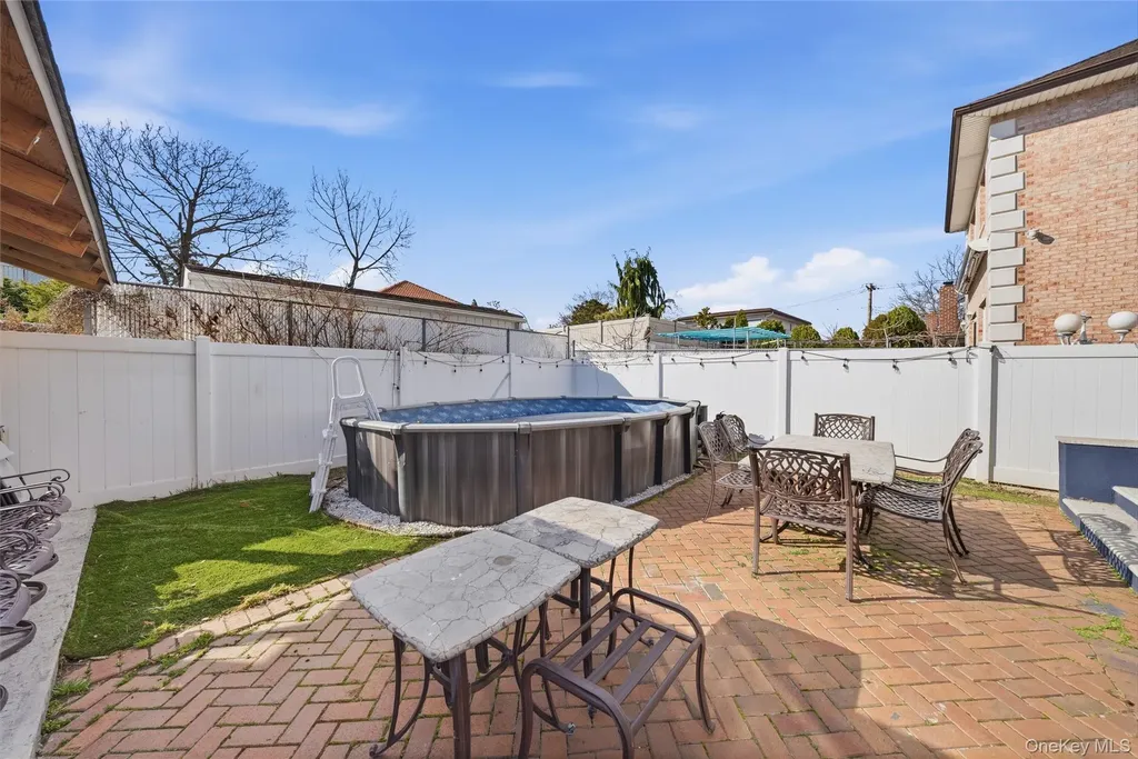 141-16 11th Avenue Malba NY 11357