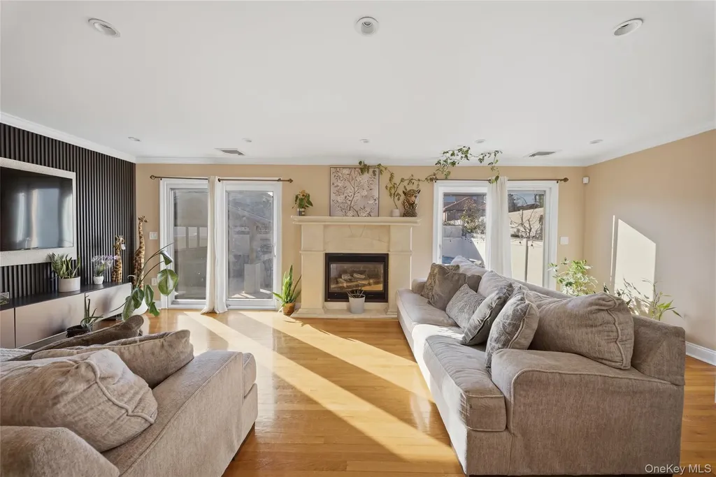 141-16 11th Avenue Malba NY 11357