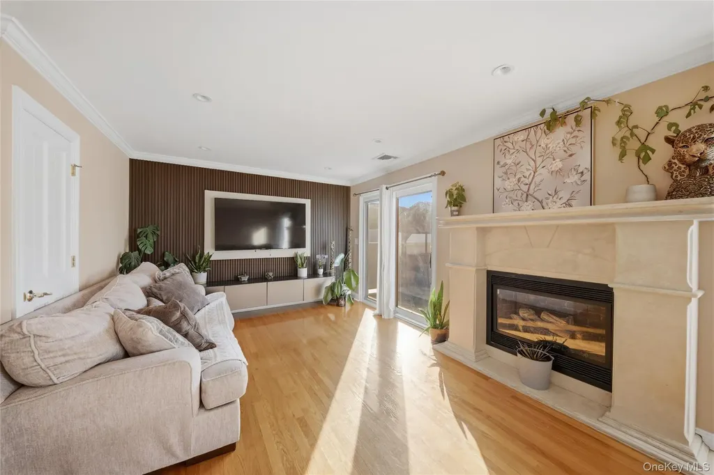 141-16 11th Avenue Malba NY 11357