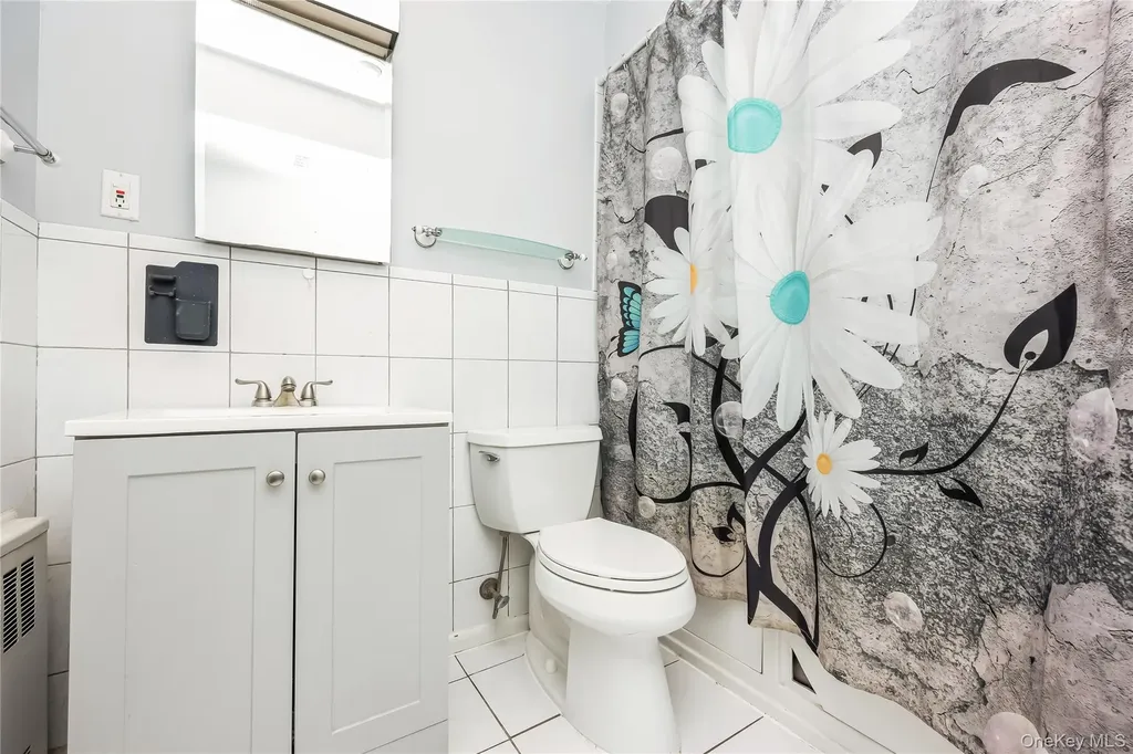 144 Broadway Massapequa Park NY 11762