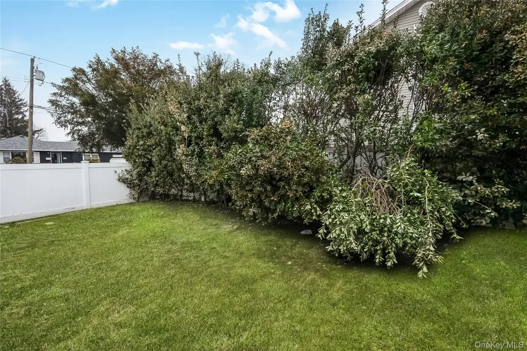 144 Broadway Massapequa Park NY 11762