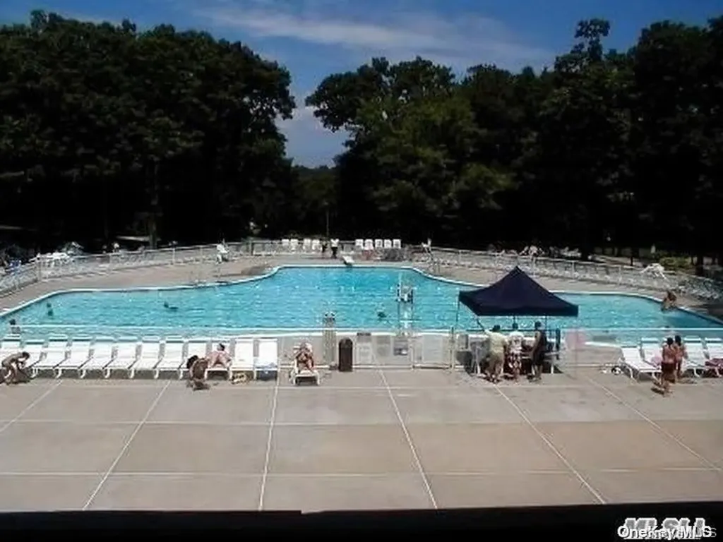 980 Skyline Drive Coram NY 11727