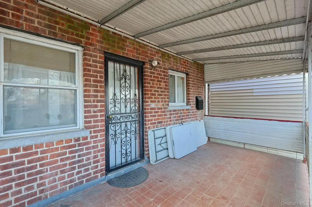 877 E 223rd Street Bronx NY 10466