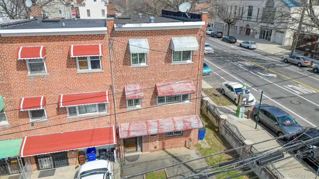 877 E 223rd Street Bronx NY 10466