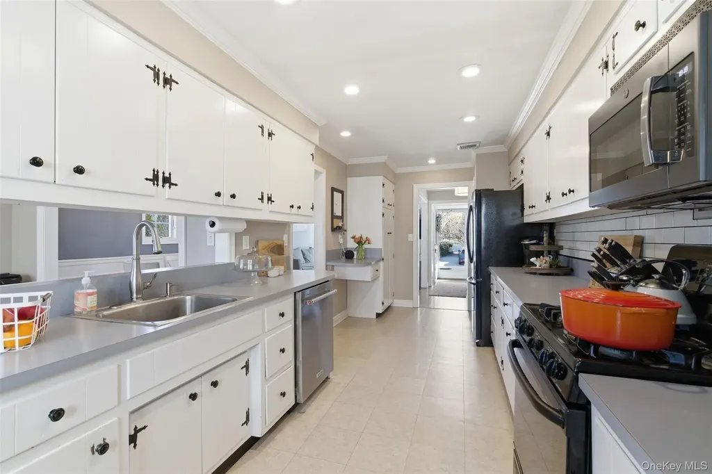 45 Amherst Drive Massapequa NY 11758